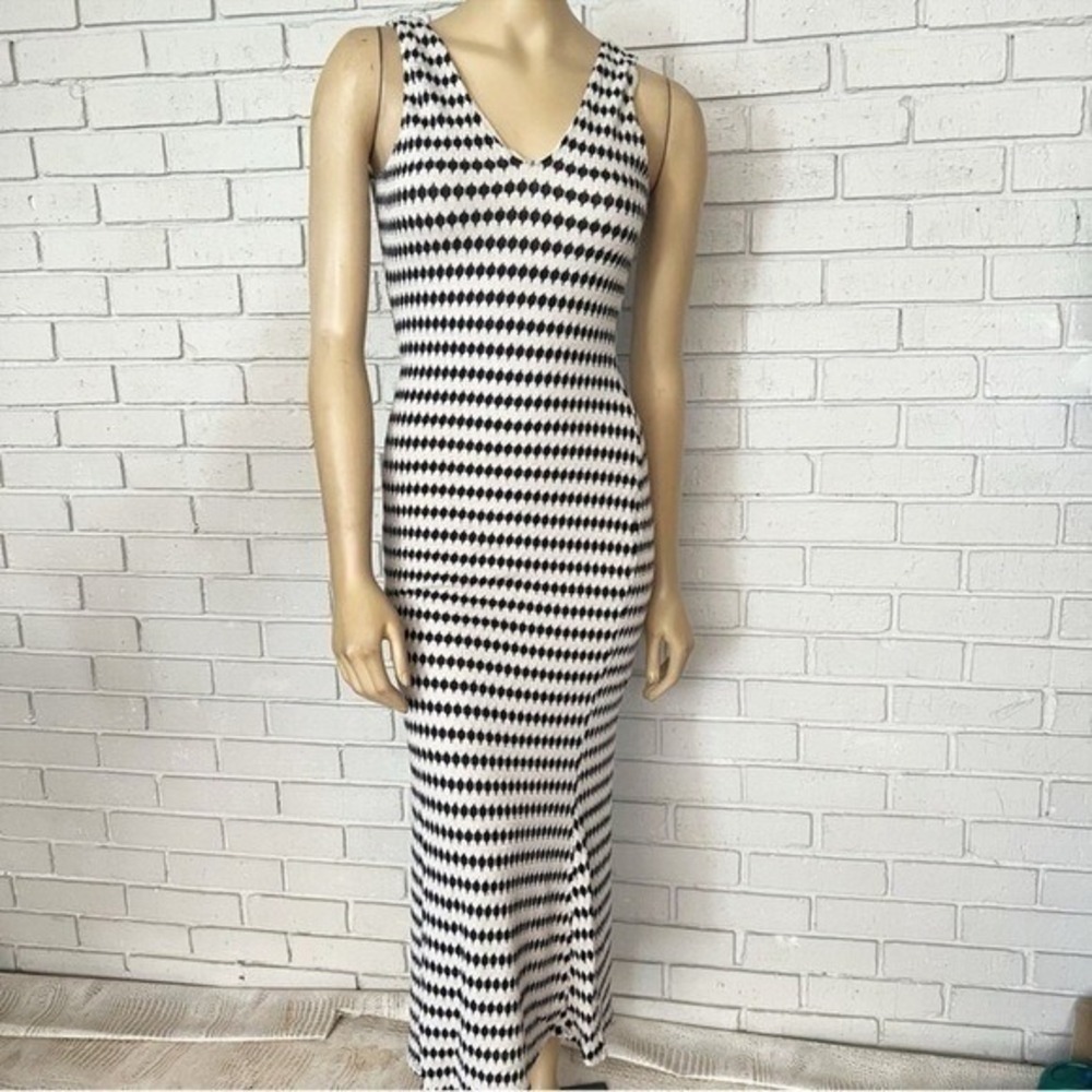 VICI Black White Geometric Diamond Knit Sleeveless V-Neck Maxi Column Dress M